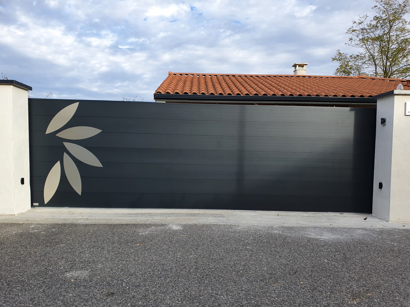 Pose de portail à Castelnaud d'Estréfonds en Haute-Garonne